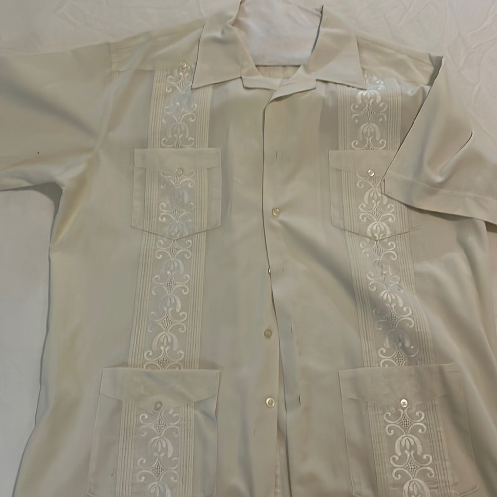 Cuban-style shirt with pockets Guayabera